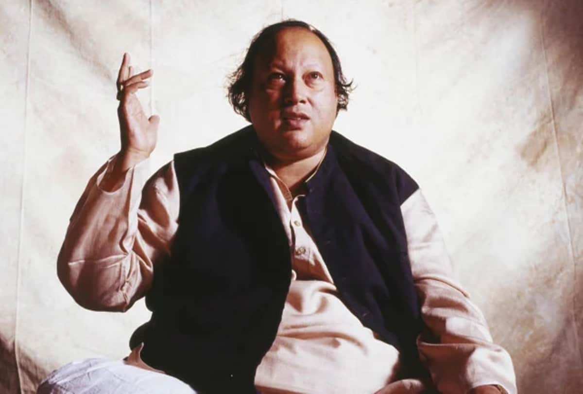 Rahat Fateh Ali Khan trolled on social media for video with nusrat fateh ali khan manager on internet