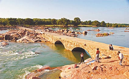 jamni dam tikamgarh cenal