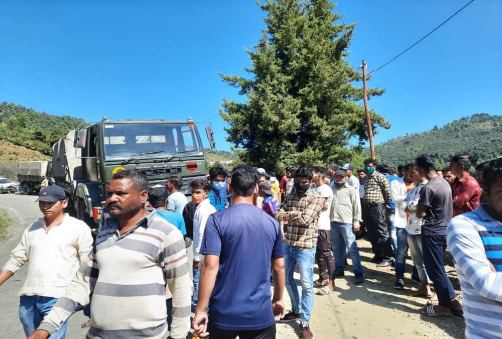 Uttarakhand Accident News: Army Vehicle and Bike Accident on Pithoragarh Highway, 19 Year old Boy Died, Photos