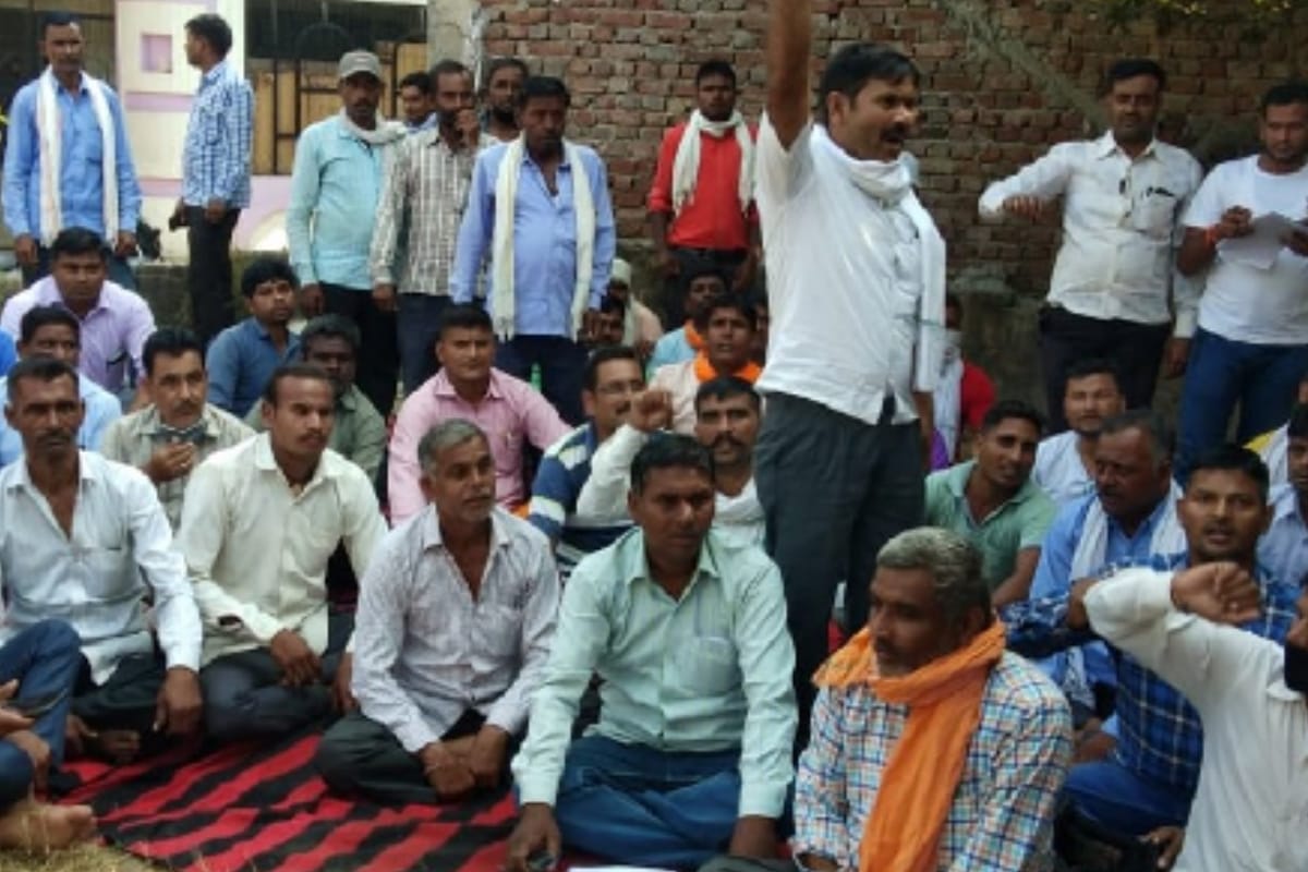 Electrical contract workers strike, protest in bijnor