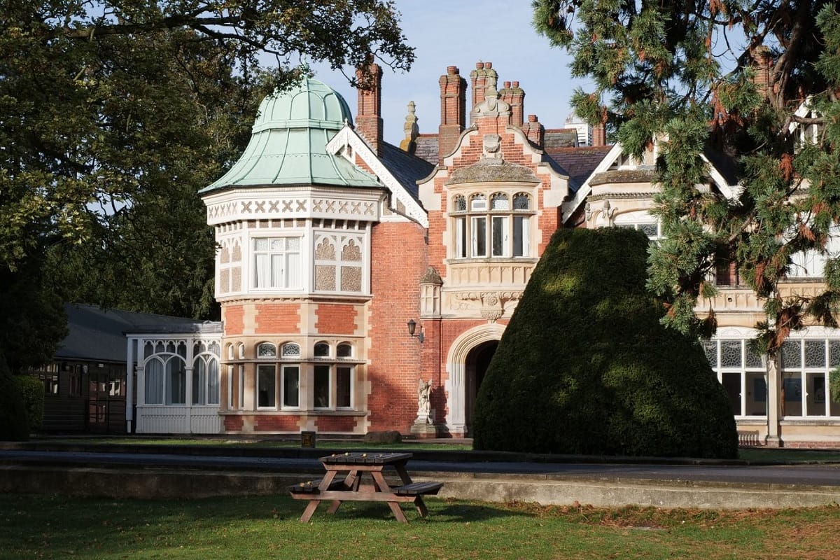 Facebook donated 13 lakh dollars to WW2 code breaking site Bletchley Park Museum