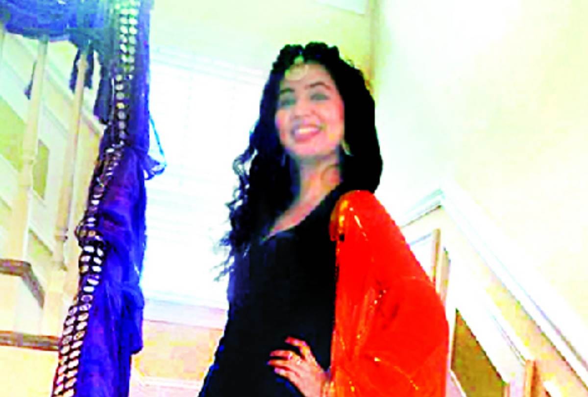 dresses prepared by fashion designer neelam bhasin