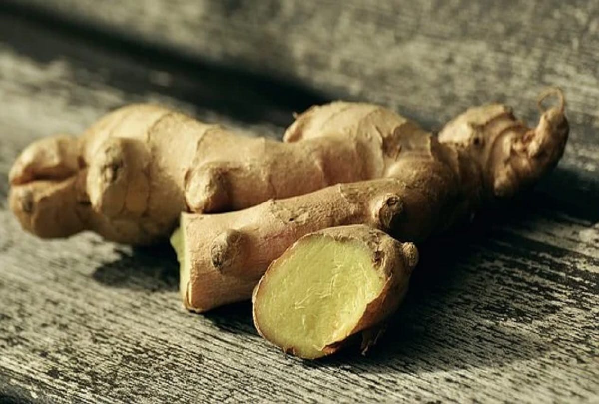 Cure sore throat with these home remedies