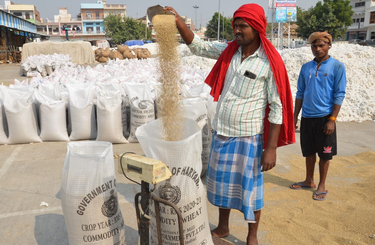 farmers, gate pass print out, market, bajra kharid