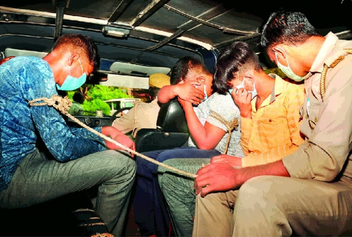 Jhansi polytechnic college gang assault case police finds video and suspected numbers from accused moblie