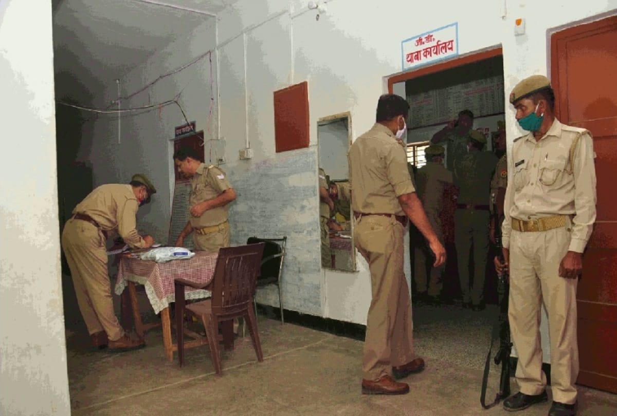 Jhansi polytechnic college gang assault case police finds video and suspected numbers from accused moblie