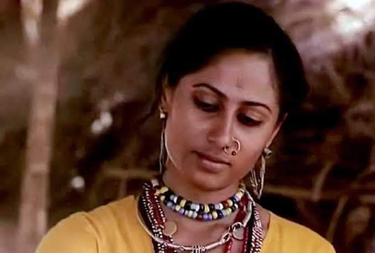 Birthday Special: When Smita Patil insisted on getting makeup done lying down, the makeupman had bid farewell with trembling hands