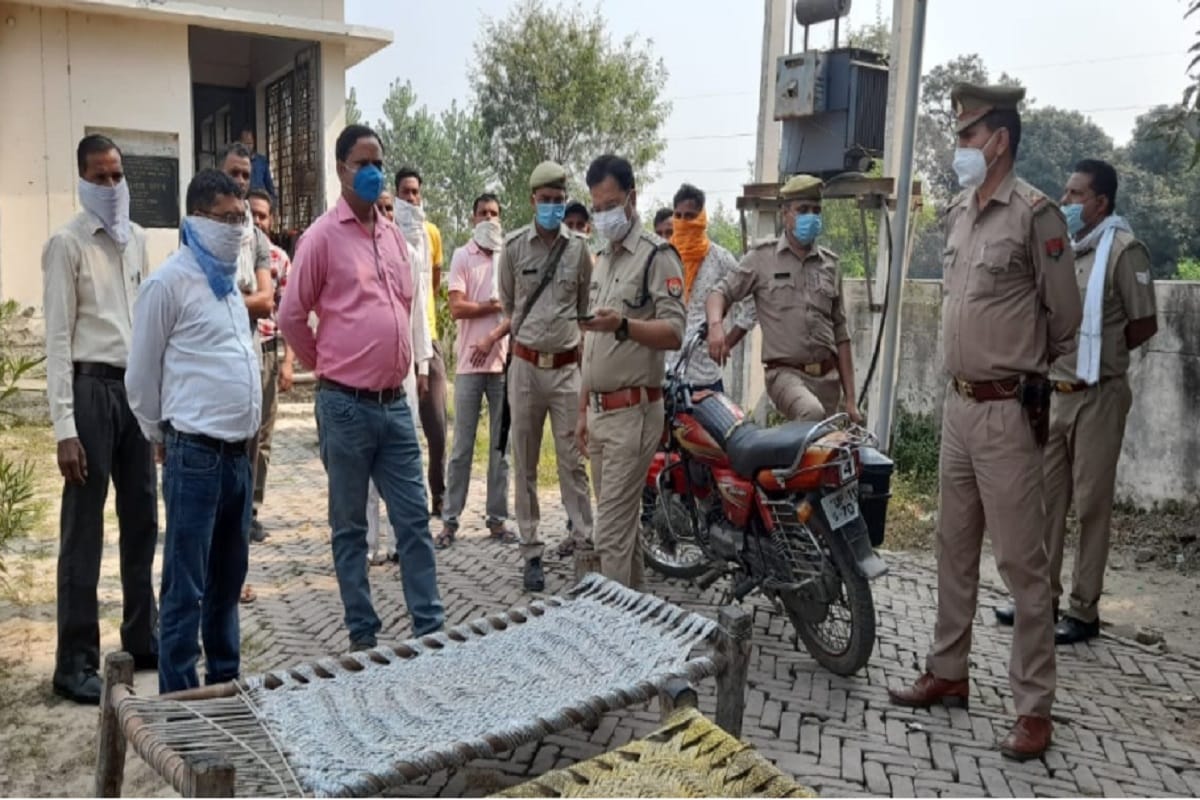 UP News: The crooks looted 30 lakh copper from the power house in Shamli