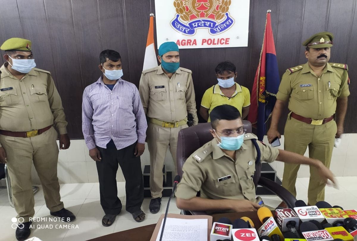 Agra Police Bust 10 Lakh Rupees Silver Stolen Case