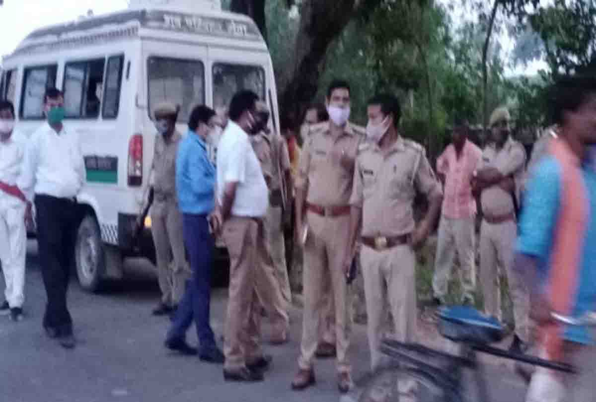 commits suicide of gang misdeed victim in chitrakoot