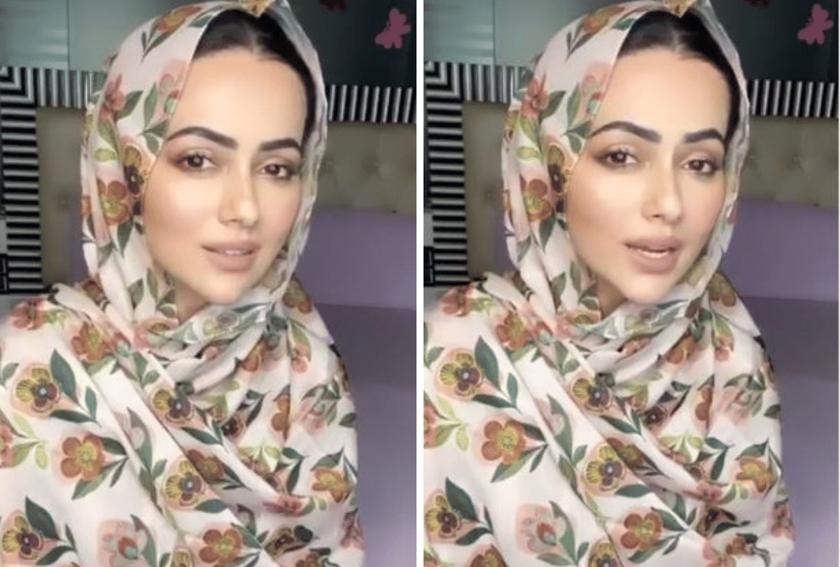 Sana Khan gives befitting reply to a user who mocked her for wearing 'Hijab'