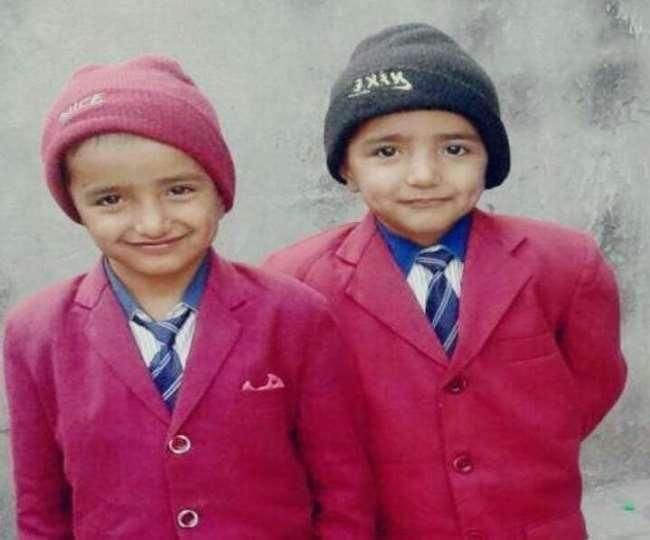 Two seven-year-old twin brothers die by drowning in a pond