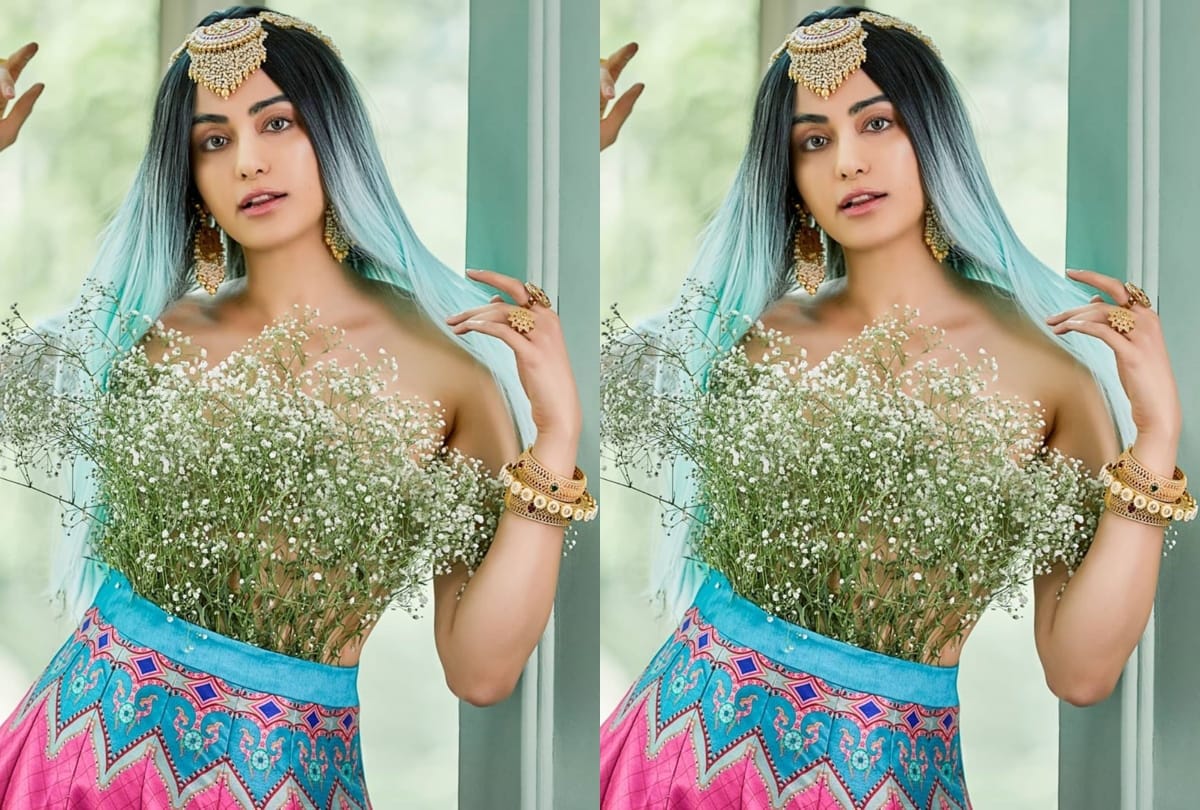 Adah Sharma perform cartwheel in saree on beach video goes viral