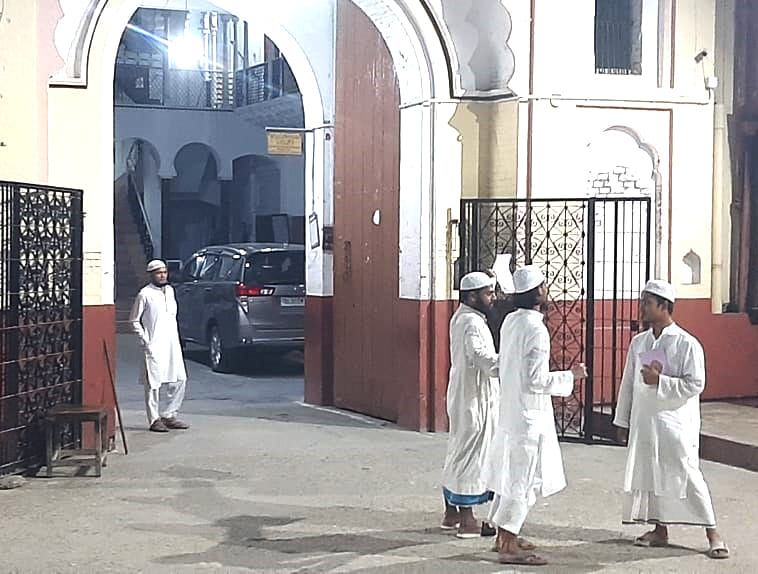 Agree to open Darul Uloom in November