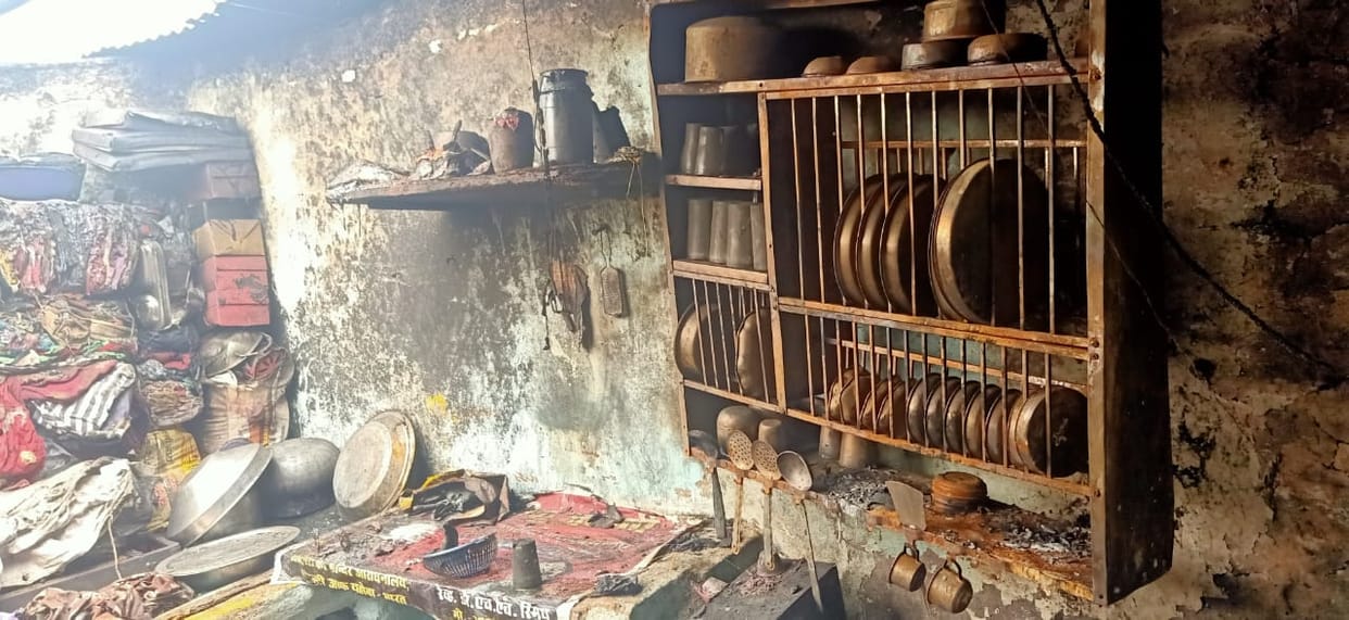 fire in girar equpment burnt