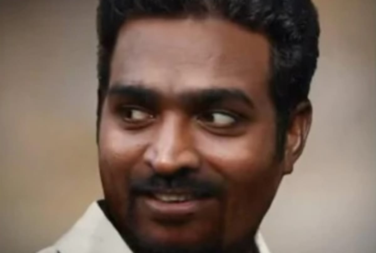 800 first look Vijay Sethupathi as Muttiah Muralitharan look
