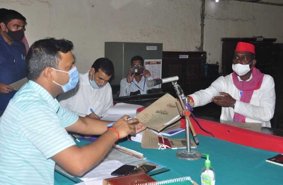 Lucky, Dhananjay and four nominated