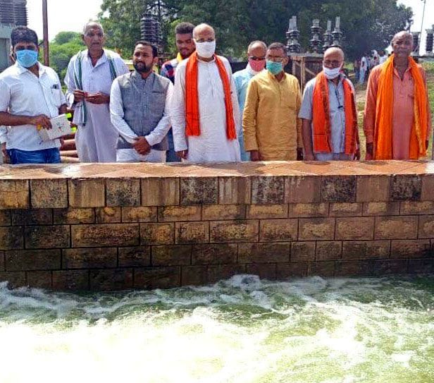 Angry at the chaos in the pump canals, the Minister of State reprimanded the officials
