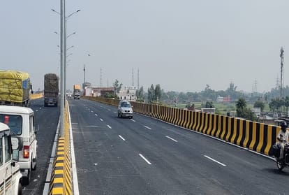 Traffic started on elevated structure bridge in Handia, permanent exit from jam