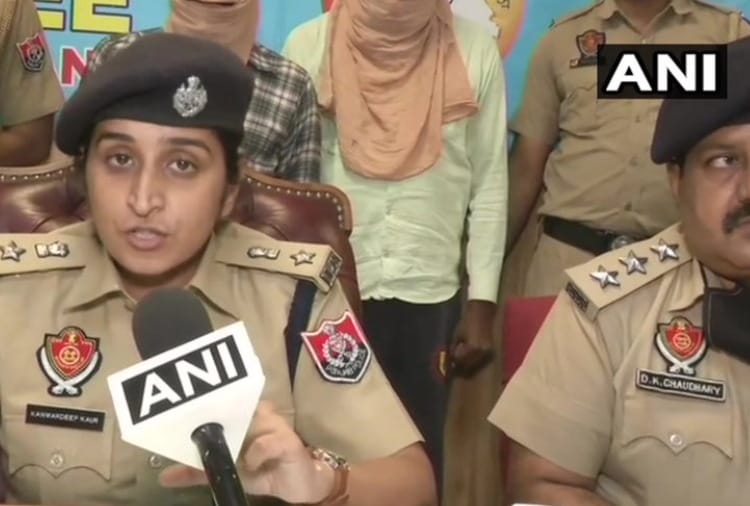 Two persons arrested by Ludhiana police, Fake currency notes and a colour printer seized