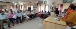 हाथरस: नगर पालिका बोर्ड की बैठक में मौजूद नगर पालिकाध्यक्ष, ईओ और सभासदगण।