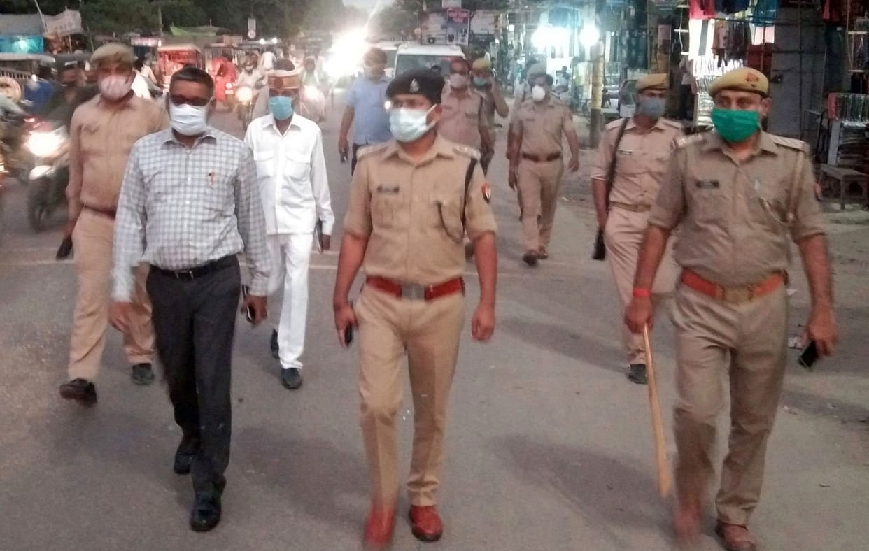Encroachment of bus-truck will be removed on Ghantaghar road