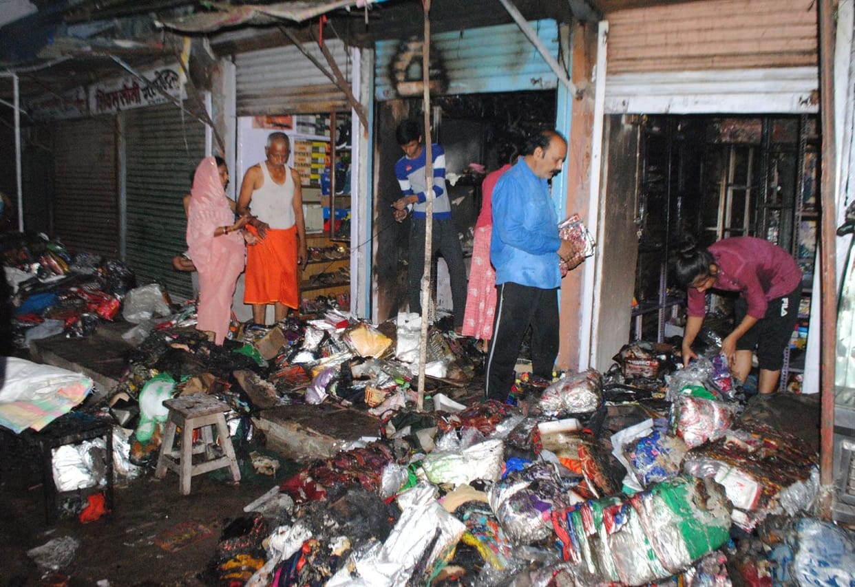 Two shops caught fire due to short circuit