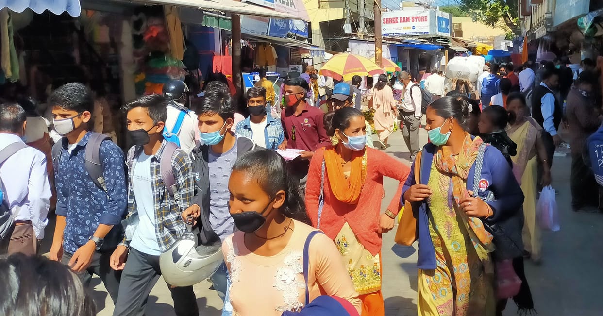 Market expectations awakened by shopping