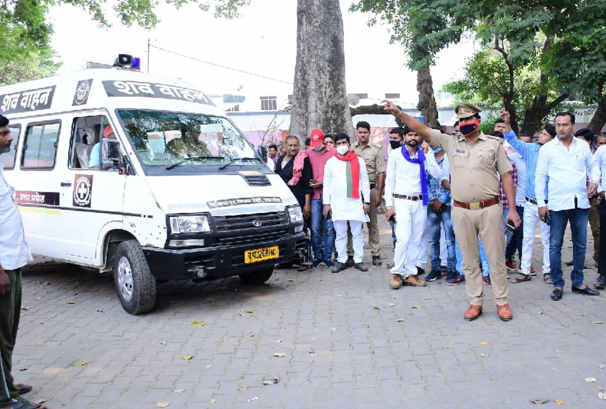 Barabanki Case: Teenager cremated under tight security, heavy police force deployed in village