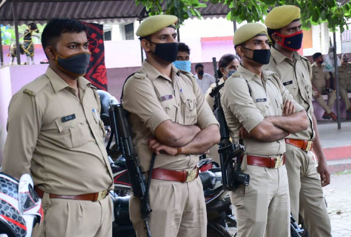Barabanki Case: Teenager cremated under tight security, heavy police force deployed in village