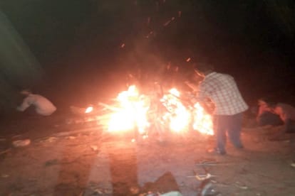 family left the elderly helpless at bank of Ganga river in Bijnor, , dies after waiting for many days