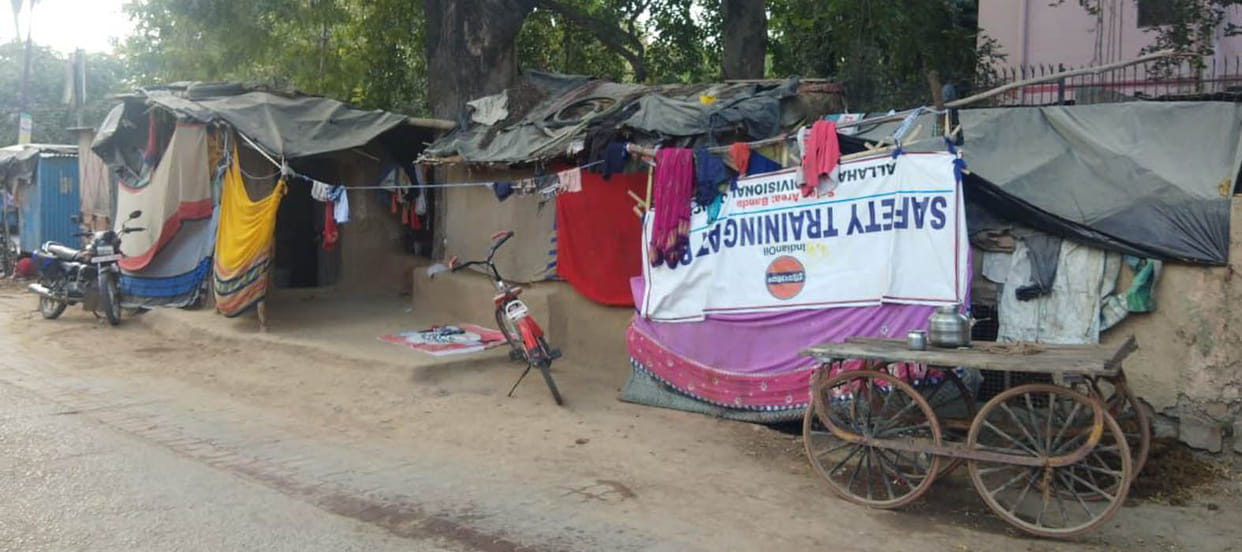 Municipal notice to illegal huts