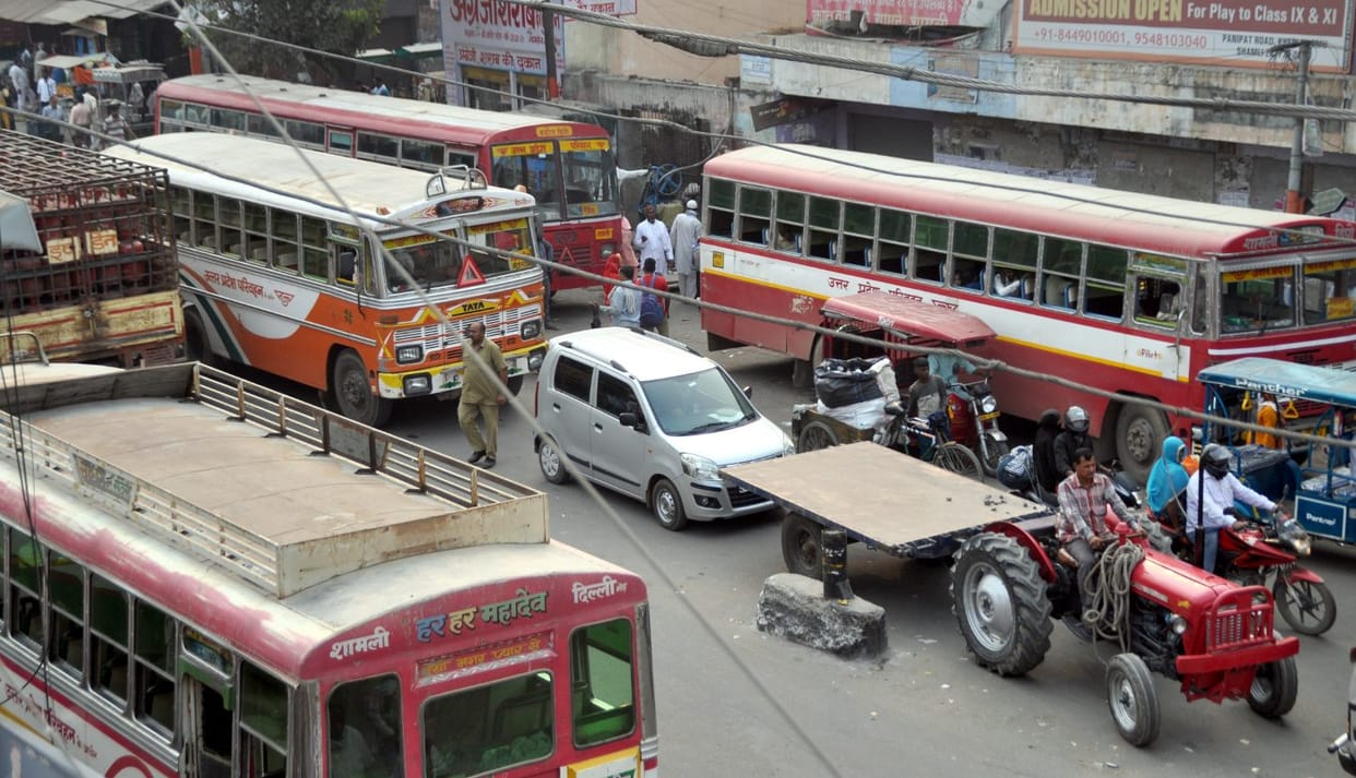 Buses occupied on roads, passenger suffering