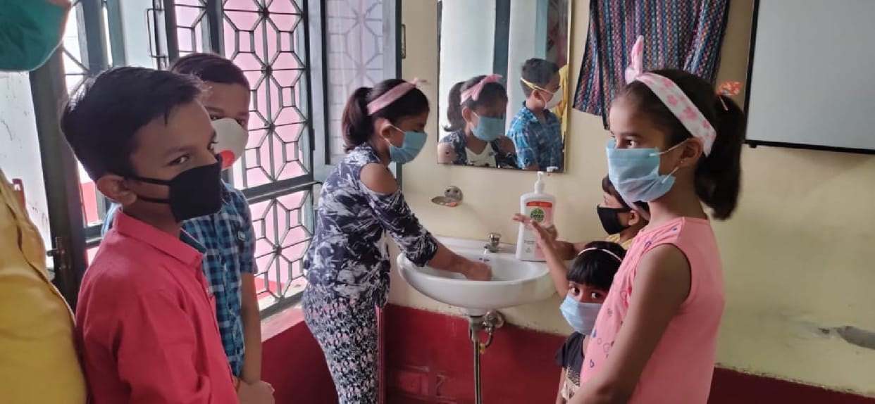 Avoid many diseases by washing hands in step six