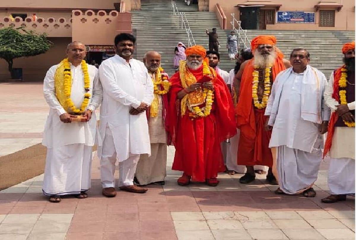 Mahant Narendra Giri Death: Narendra Giri Participate in Ram janmabhoomi Andolan Actively