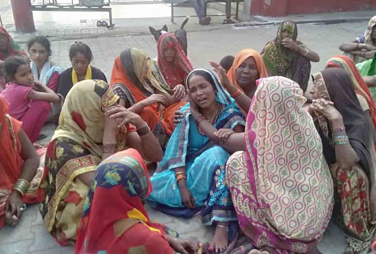 Chitrakoot: Dhaba owner dies due to uncontrolled truck collision