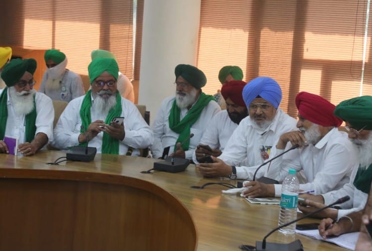 Several important decisions taken at the meeting of farmers Organizations at Kisan Bhavan in Chandigarh