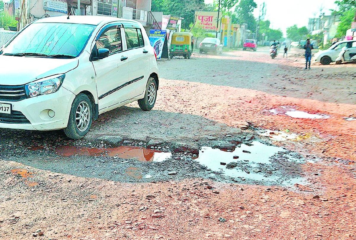 Patholes of roads will be filled in next two months.