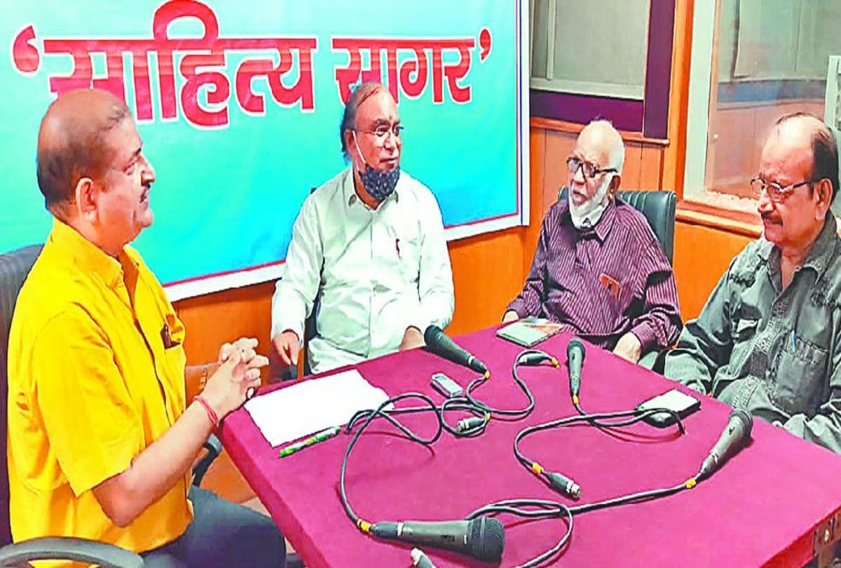 #HindihainHum: Sahitya Sagar Program On Community Radio Every Wednesday