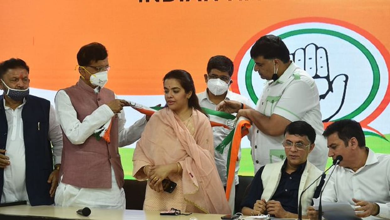 Bihar Election 2020: Bahubali Kali Pandey and Sharad Yadavs daughter Subhashini Yadav joined Congress