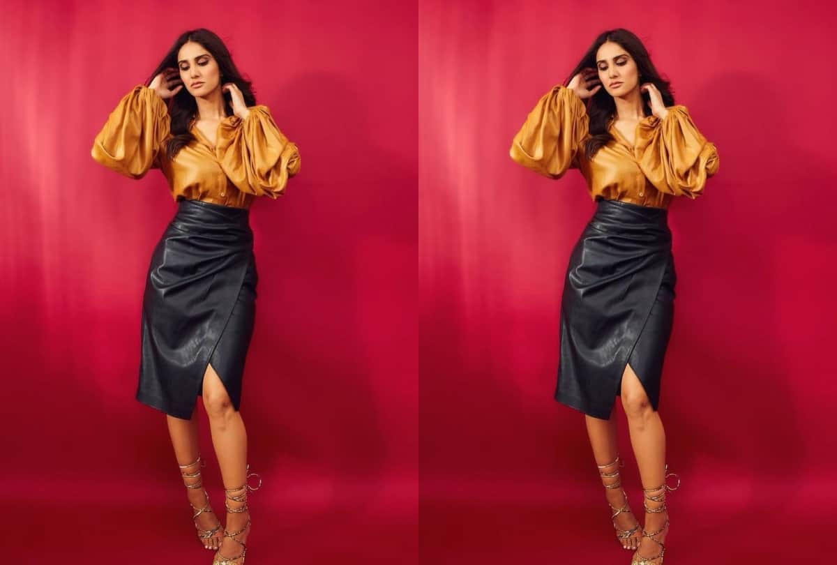 katrina kaif priyanka chopra to kareena kapoor other bollywood actress wear leather skirt for gorgeous look