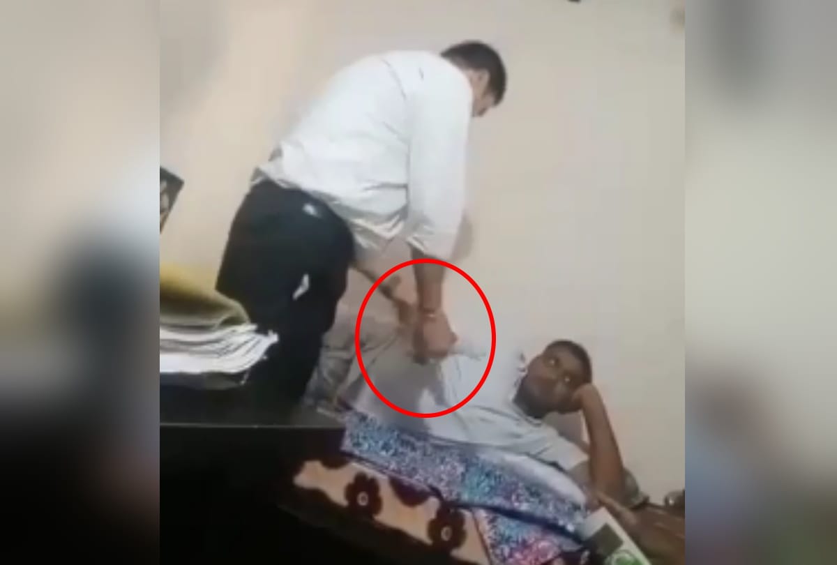 Ghaziabad sahibabad nehru garden chowki incharge suspended after his bribe taking video goes viral see photos