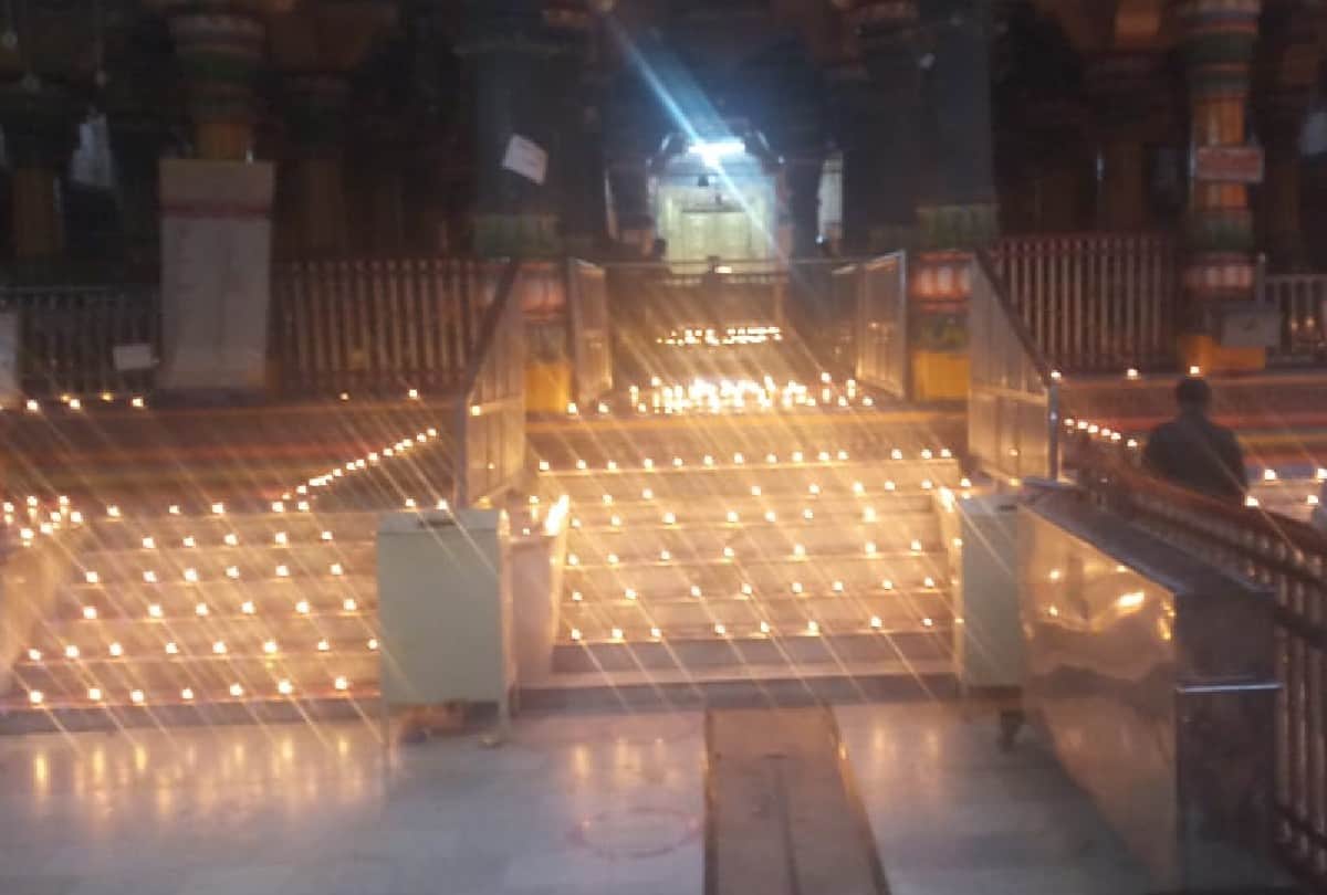 deepawali celebration in dwarkadhish temple mathura