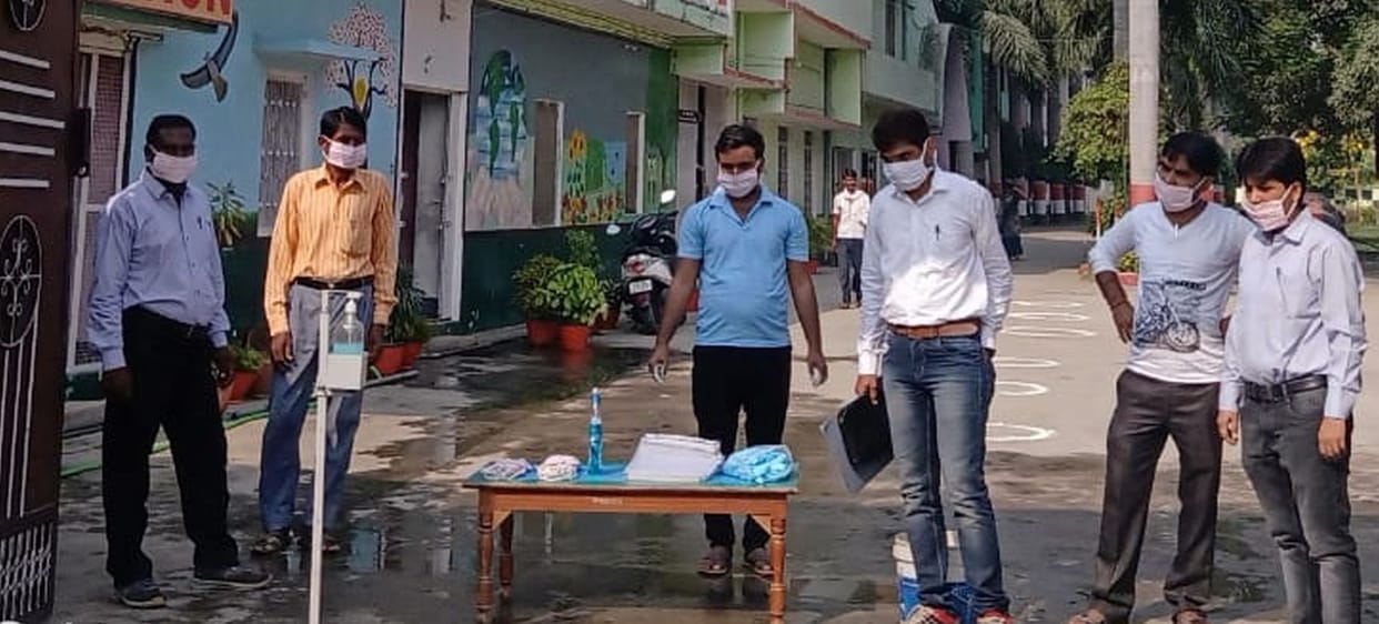 thermal screening in fatehpur schools