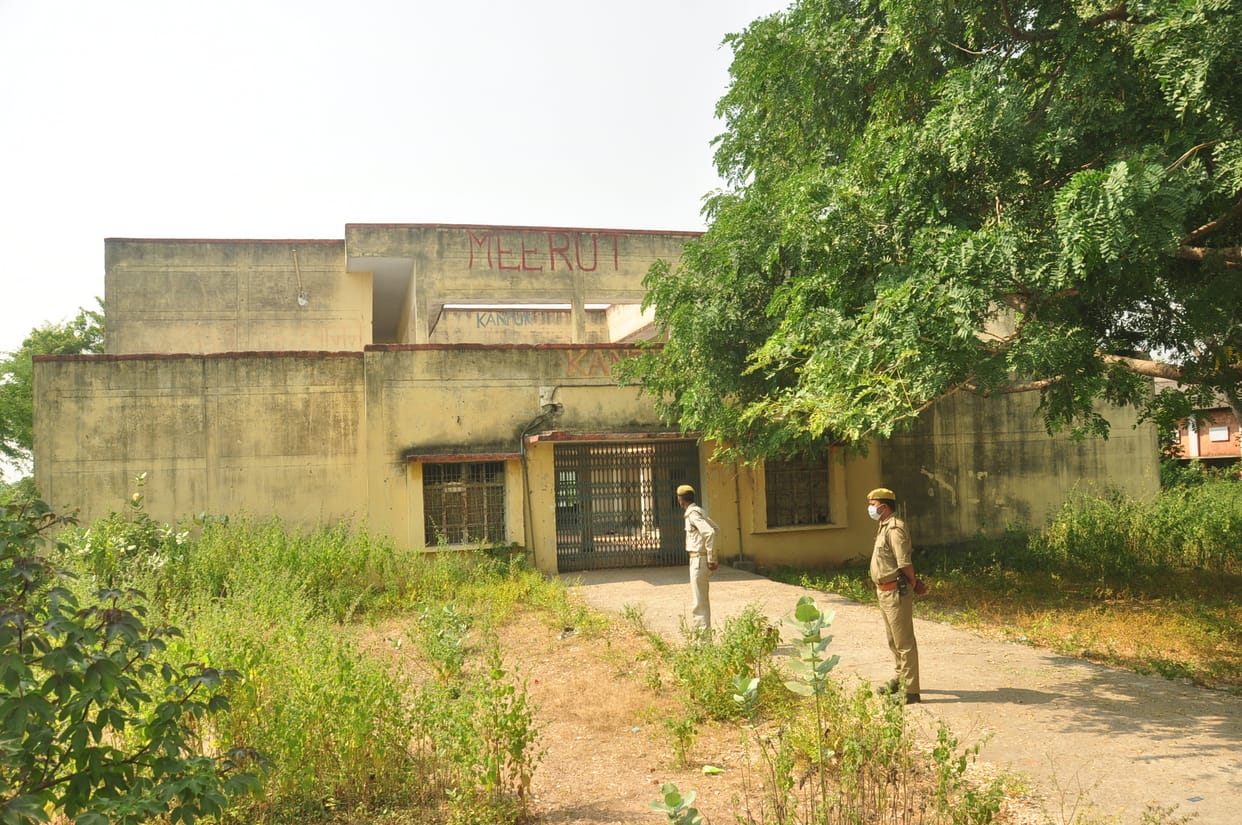 Polytecnic hostel everythings bad officer mistake face front