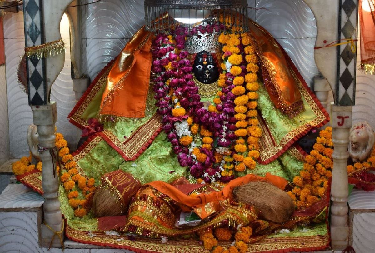 Sheetla Mata Pojan Date And Time At Sheetala Ashtami In Agra