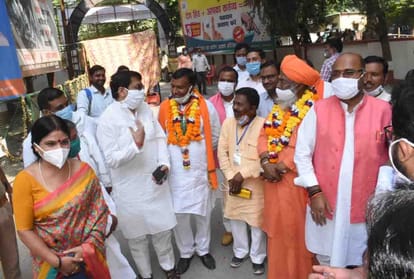 Bangarmau by-election: SP's fight with BJP, BSP's exile did not end, 1996 and 2002 'Chinghada' was elephant