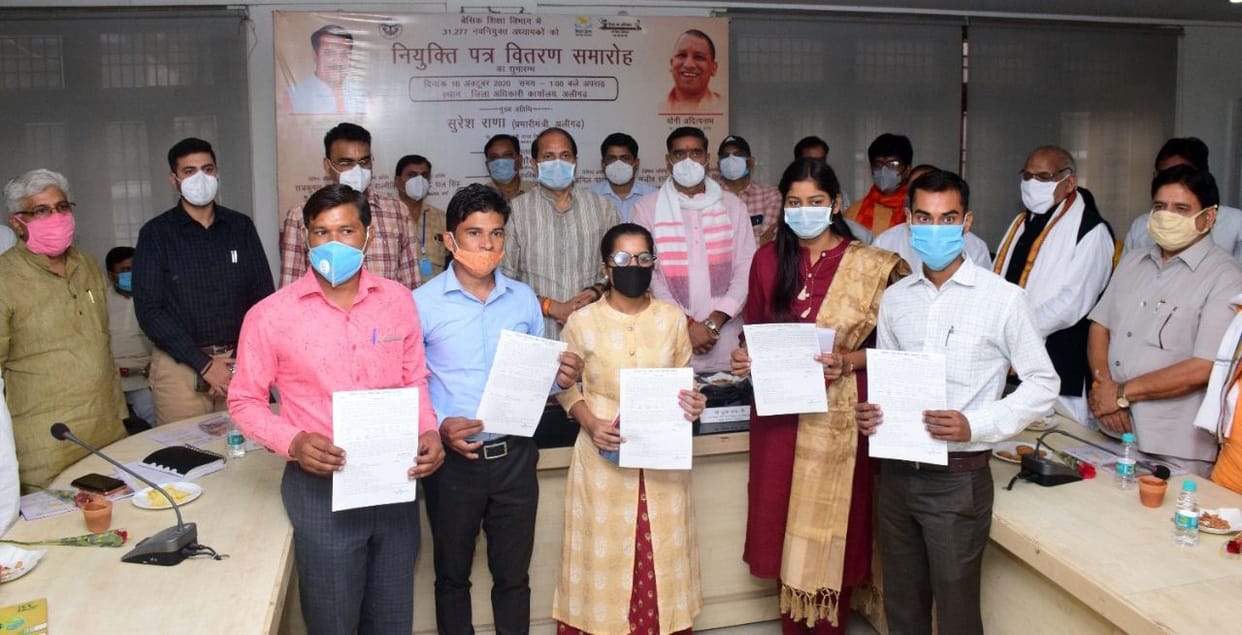 Aligarh: Feathers for the educated unemployed: Suresh Rana