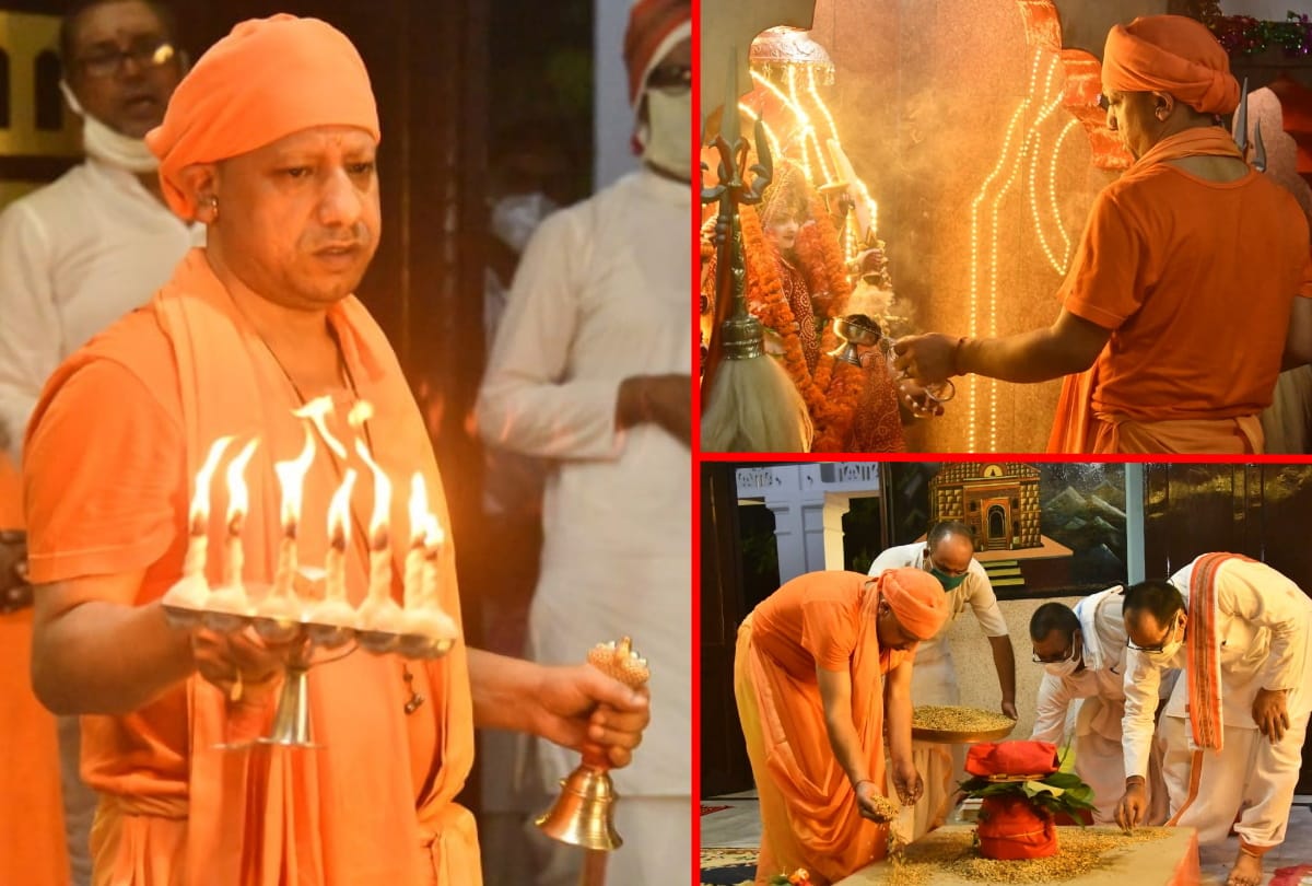 Priests carried out Kalash Yatra from Gorakhnath Temple For Navrati 2020