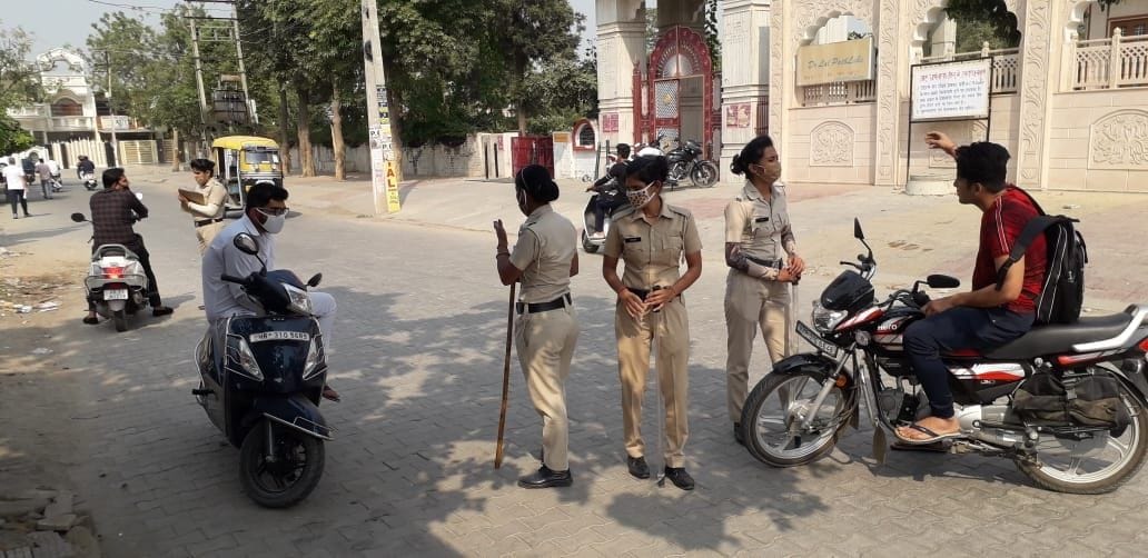 Police seized challans of 80 vehicles on appearance day, two seized